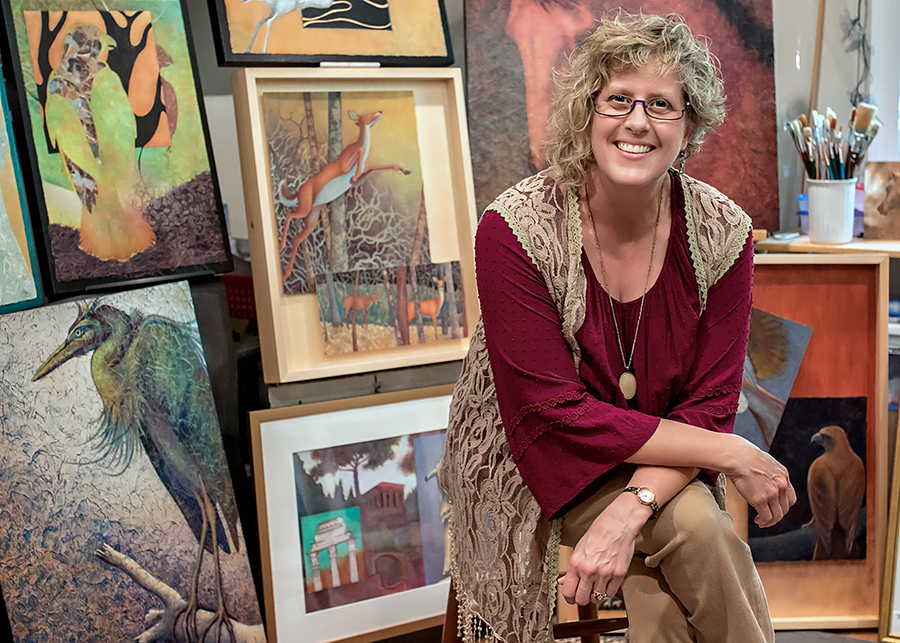 Virginia Artist Robyn Ryan in her studio